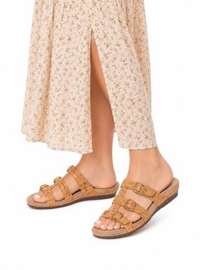 Size 7 Vionic Women’s Misa Triple Strap Cork Slide Comfort Sandals